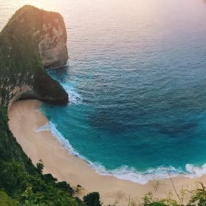 kelingking-beach-nusa-penida-1200